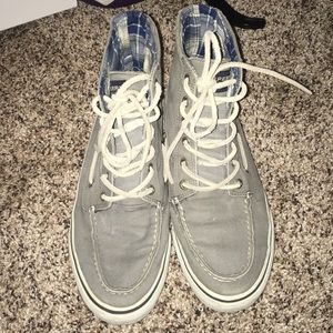Men’s sperry hightops!